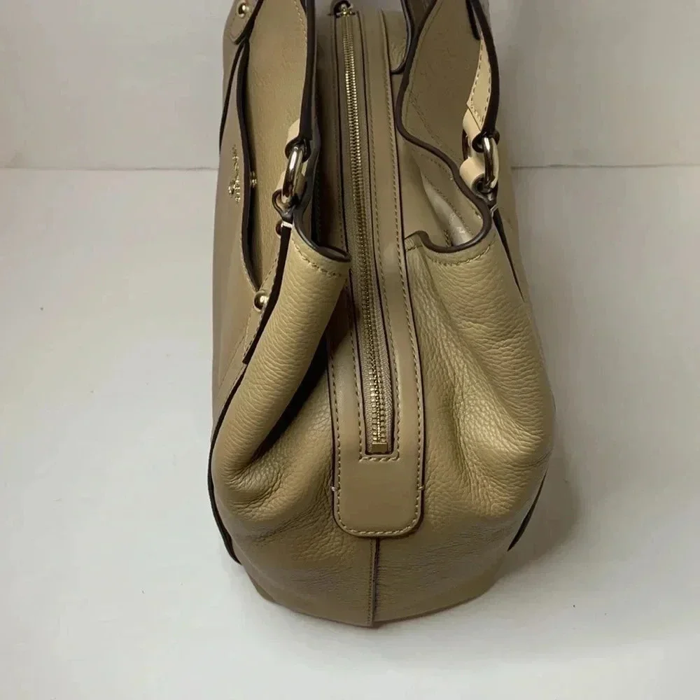 NWT Michael Kors Molly Pebble Leather Bag Camel Brown